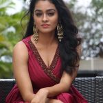 Actress Gayathrie Photoshoot Stills