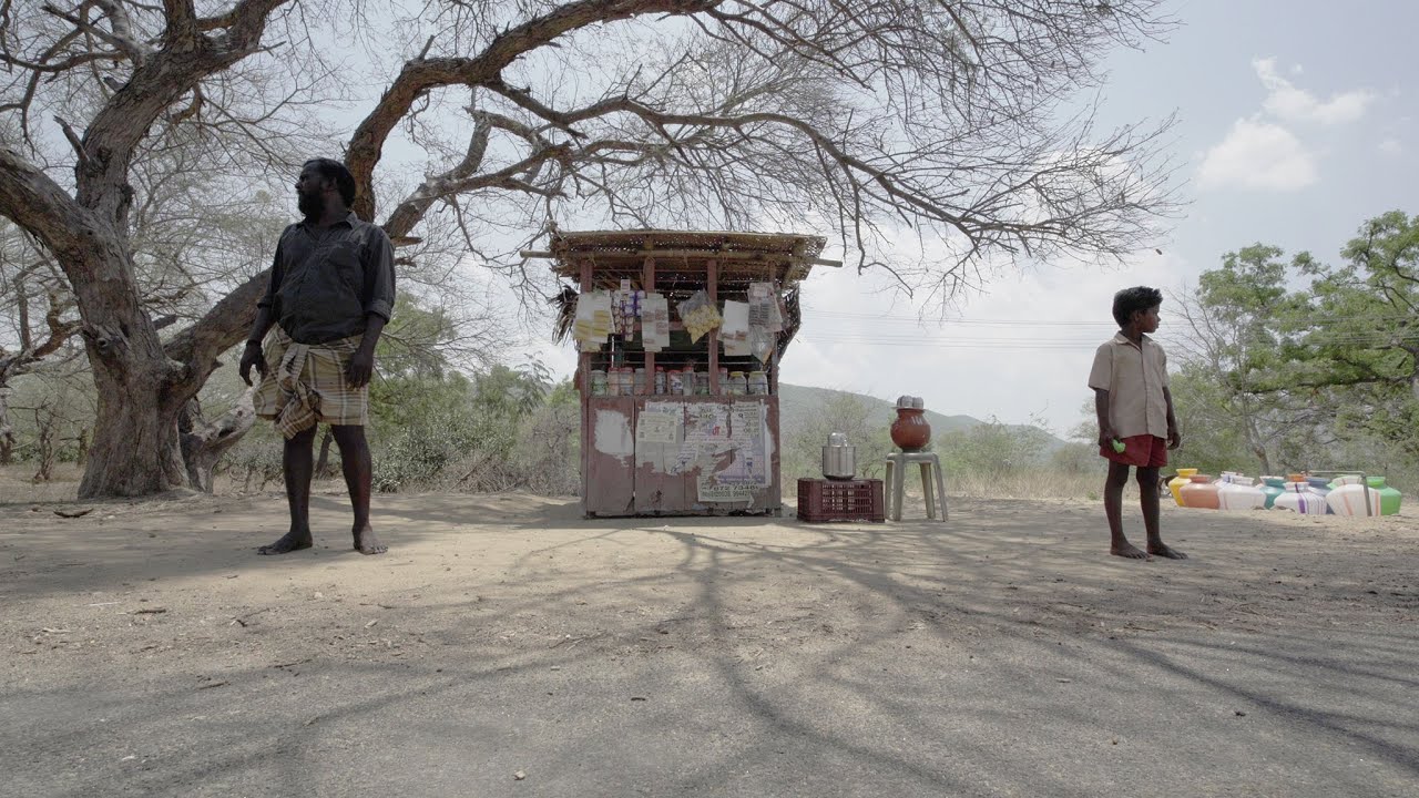 Koozhangal (Pebbles) Trailer