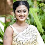 Actress Kaniha Ethir Neechal