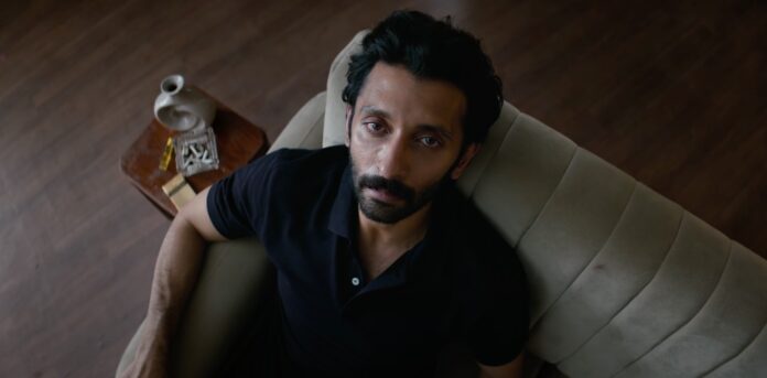 Indra Movie Review
