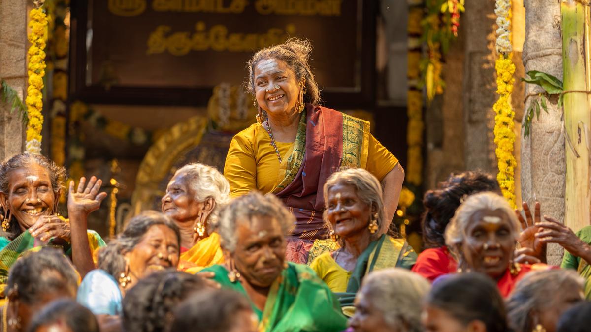 Thaai Kizhavi Movie Review